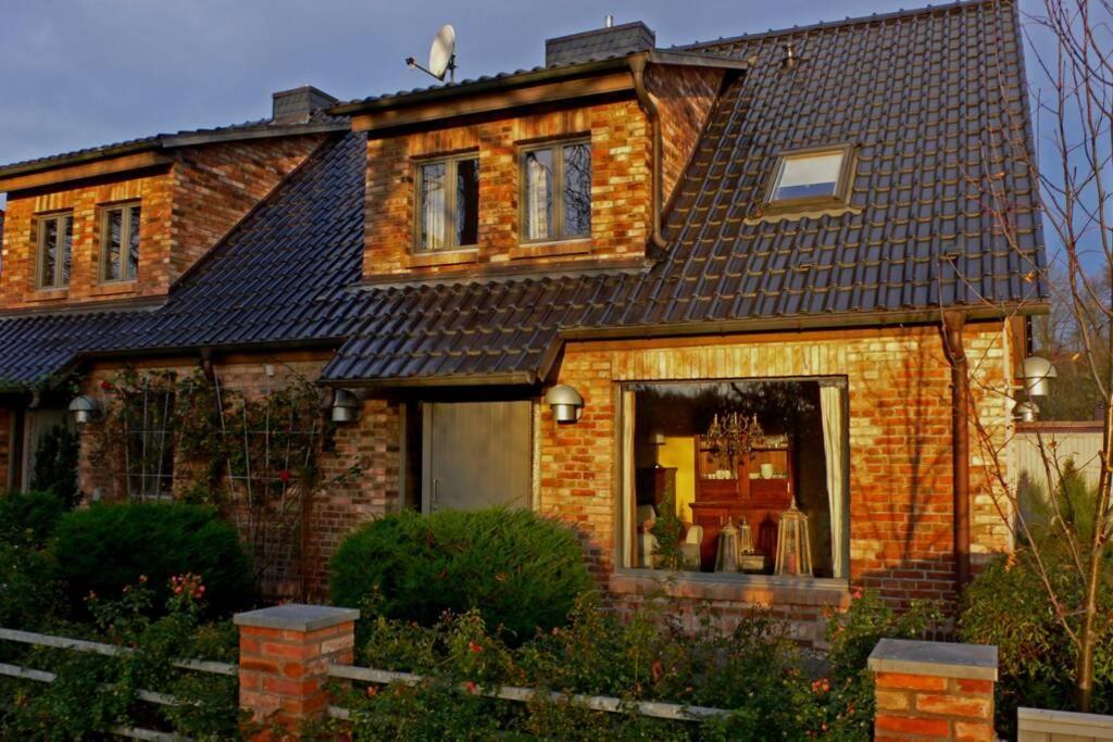 Ferienwohnung In Peetzig Am See 安格尔明德 外观 照片