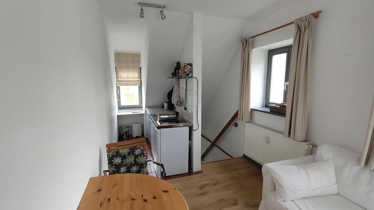 Ferienwohnung In Peetzig Am See 安格尔明德 外观 照片