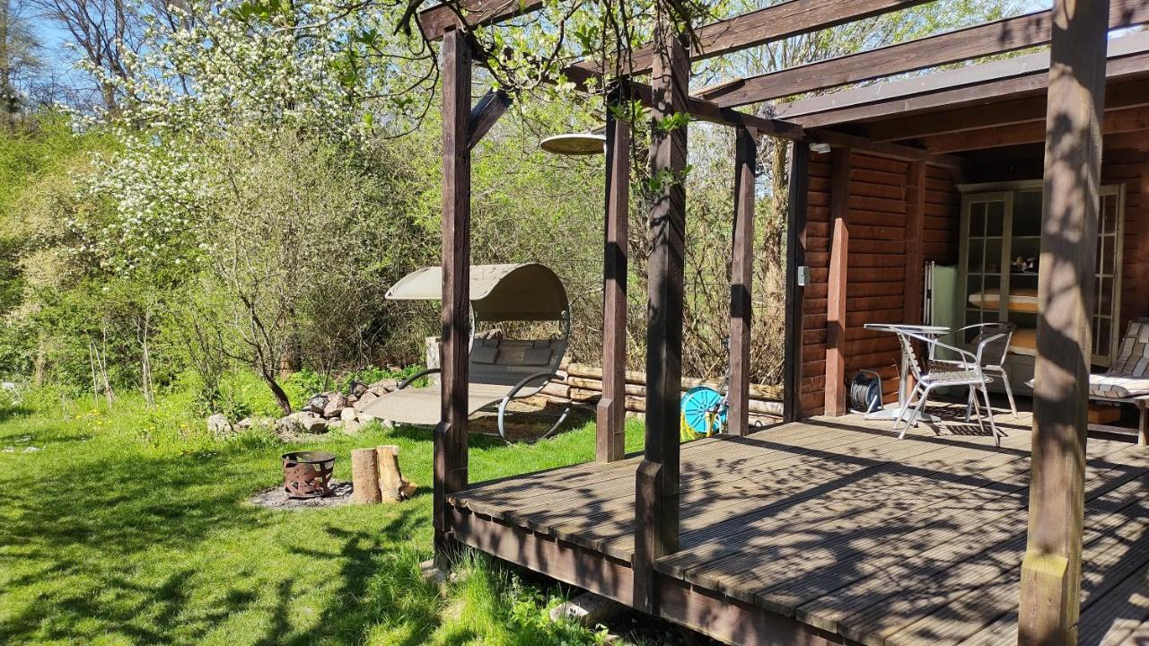 Ferienwohnung In Peetzig Am See 安格尔明德 外观 照片